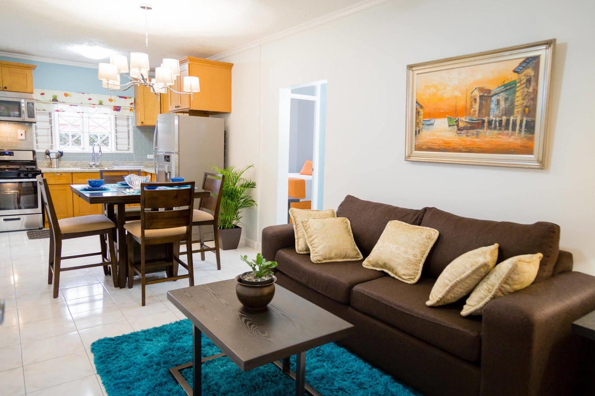 Centrally Located Guest Apartments Kingston Exteriér fotografie